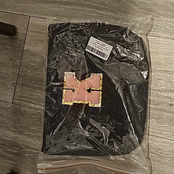Other - nwt makeup bag with letter K